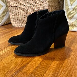 Black suede leather ankle bootie. Size 7.5. Susina brand. Weatherproof.